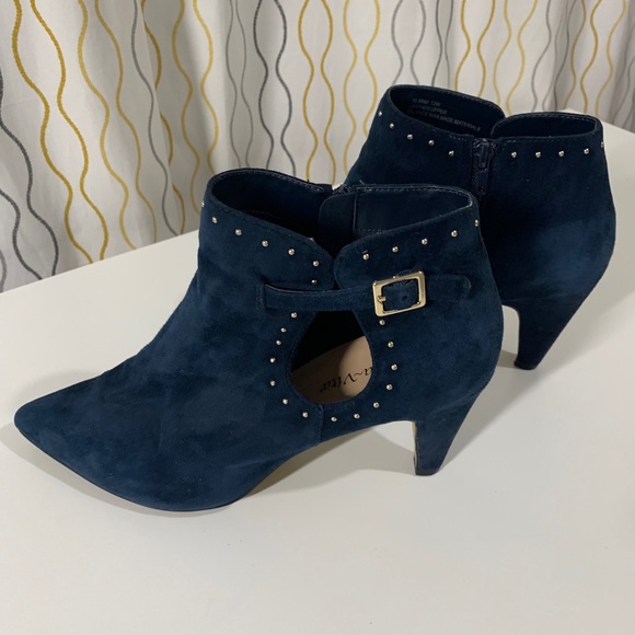 Blue Swade Pointy Booties - Picture 5 of 5
